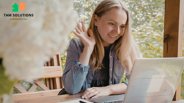 Work Where You Wander: The Remote Traveler’s Playbook